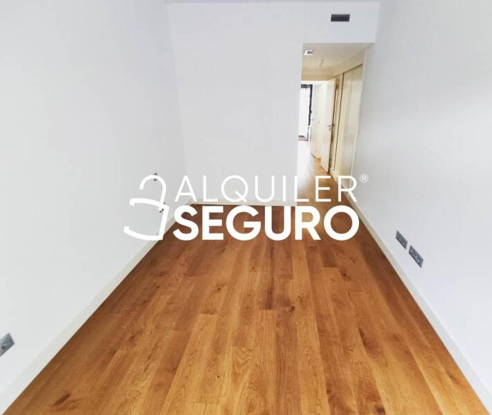 Inmueble en Calle de las Islas Cabo Verde, MADRID