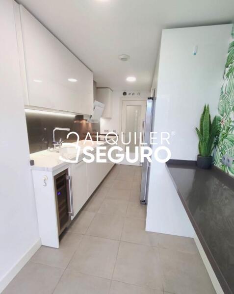 Inmueble en Calle de las Islas Cabo Verde, MADRID