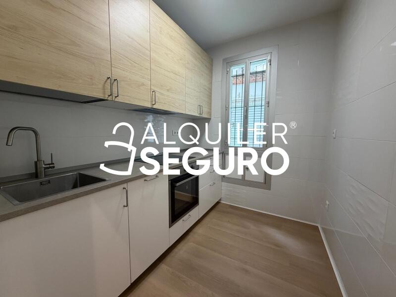 Inmueble en Calle Embajadores, MADRID