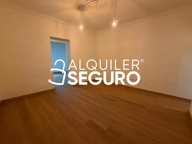 Inmueble en Calle Embajadores, MADRID