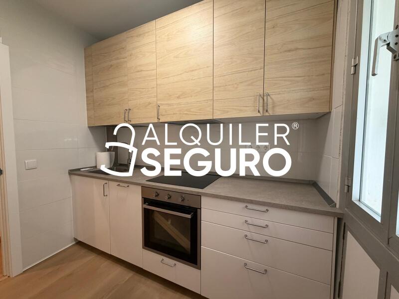 Inmueble en Calle Embajadores, MADRID