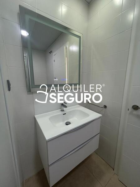 Inmueble en Calle carabaña, MADRID