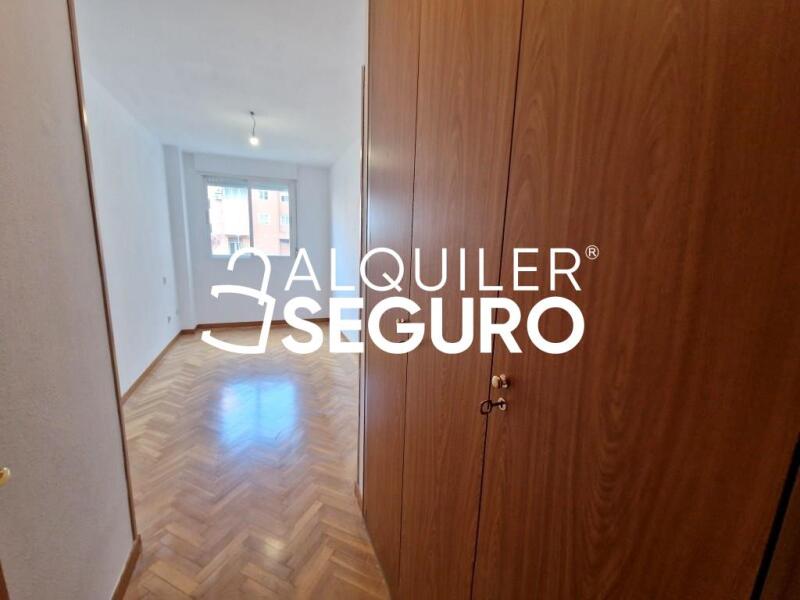 Inmueble en Avenida Retamas, MADRID