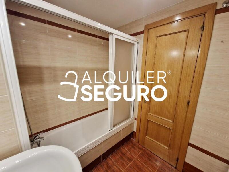 Inmueble en Avenida Retamas, MADRID