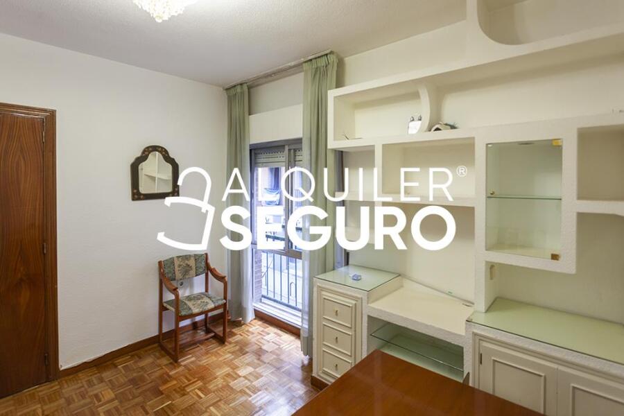 Inmueble en Calle de Alonso del Barco, MADRID