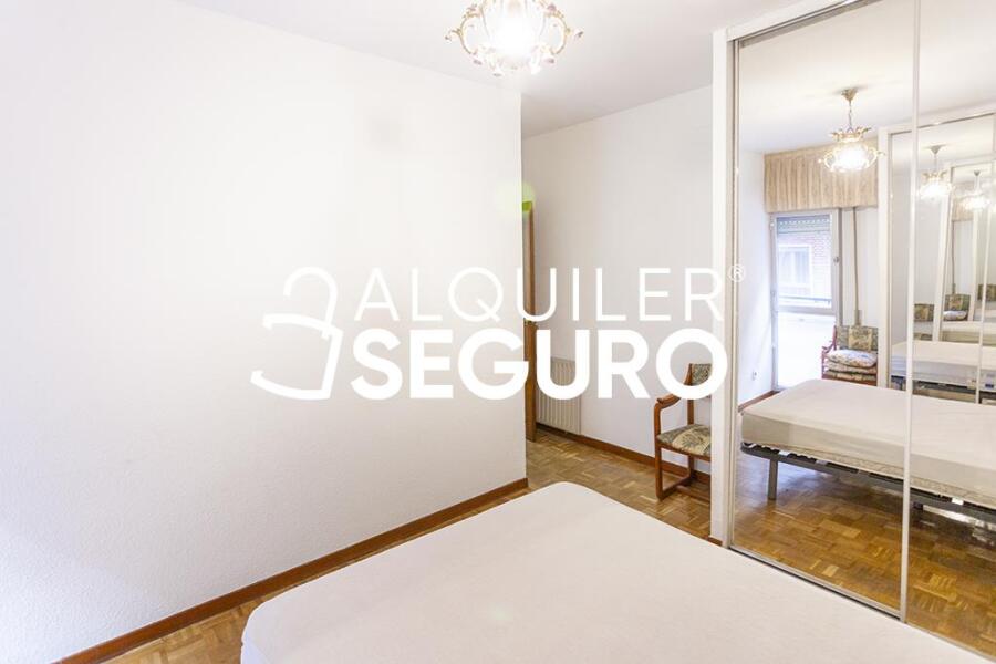 Inmueble en Calle de Alonso del Barco, MADRID