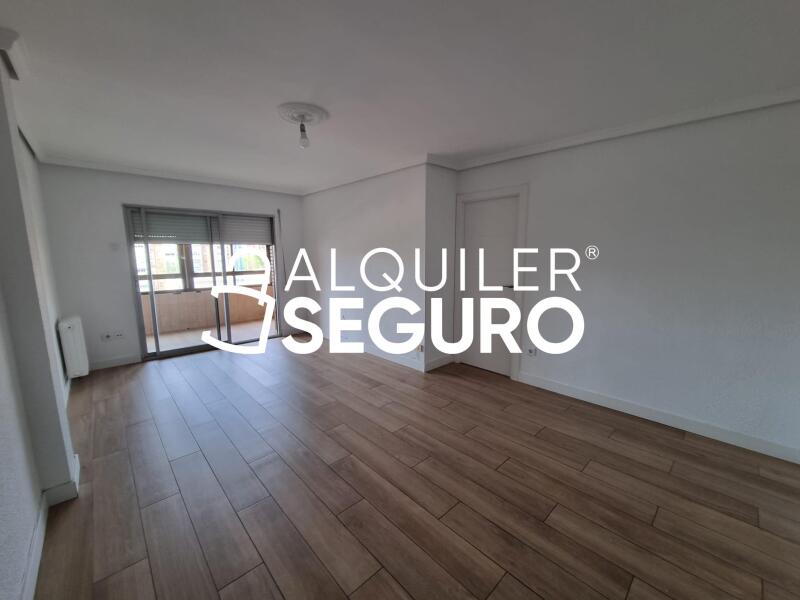 Piso en Avenida de Abrantes , MADRID MADRID