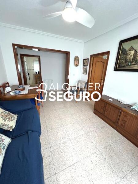 Inmueble en Calle La del Manojo de Rosas , MADRID