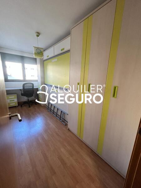 Piso en Calle Pedro I , ALCALÁ DE HENARES MADRID