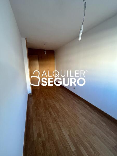 Piso en Calle Pedro I , ALCALÁ DE HENARES MADRID