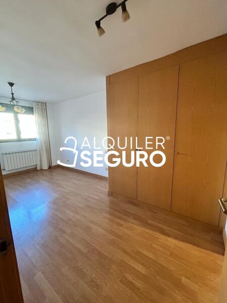 Piso en Calle Pedro I , ALCALÁ DE HENARES MADRID