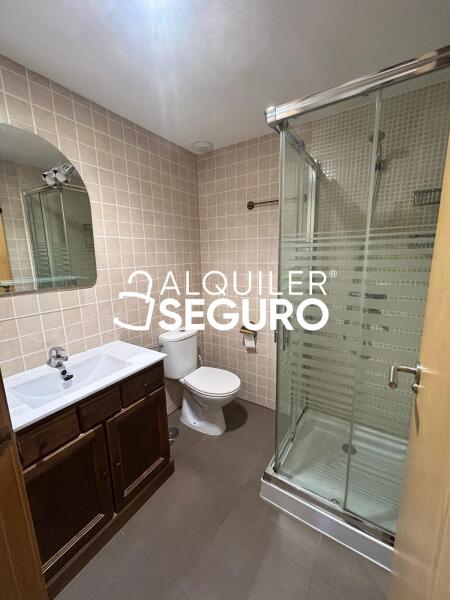 Piso en Calle Pedro I , ALCALÁ DE HENARES MADRID