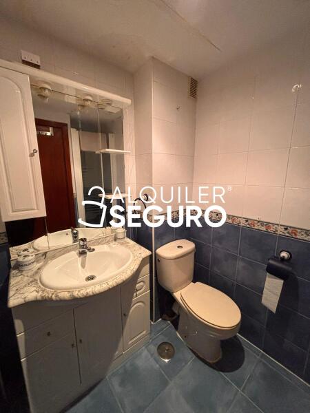 Piso en Calle Miguel de la Roca, MADRID MADRID