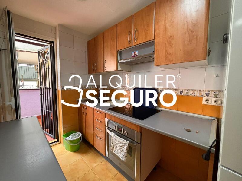 Piso en Calle Miguel de la Roca, MADRID MADRID