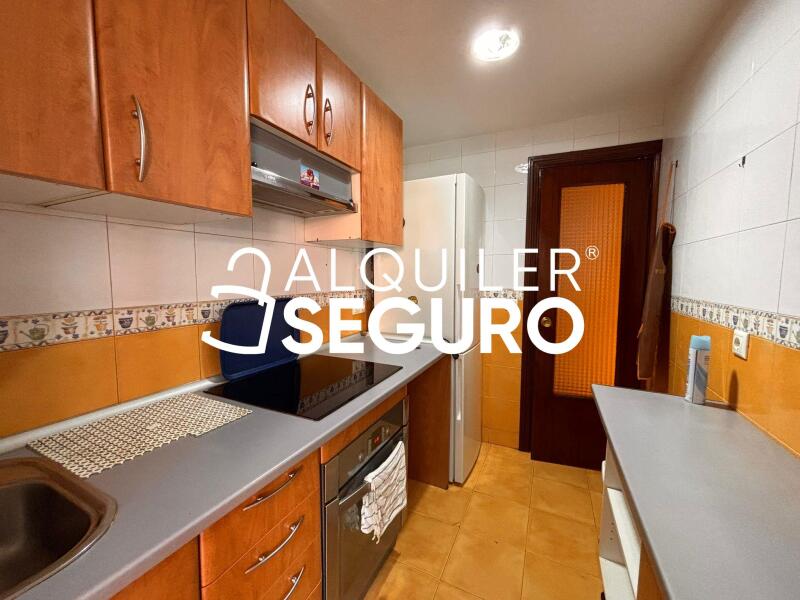 Piso en Calle Miguel de la Roca, MADRID MADRID