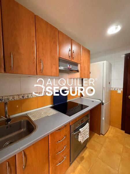 Piso en Calle Miguel de la Roca, MADRID MADRID