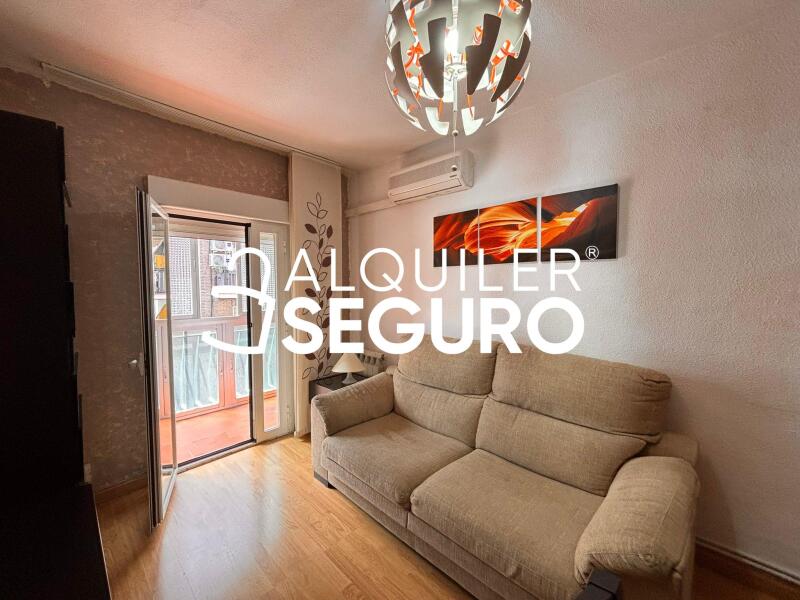 Piso en Calle Miguel de la Roca, MADRID MADRID