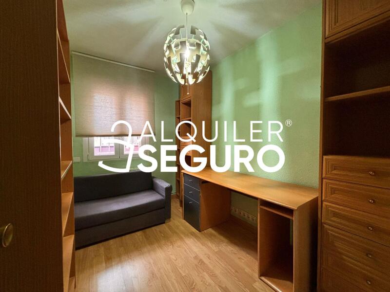 Piso en Calle Miguel de la Roca, MADRID MADRID