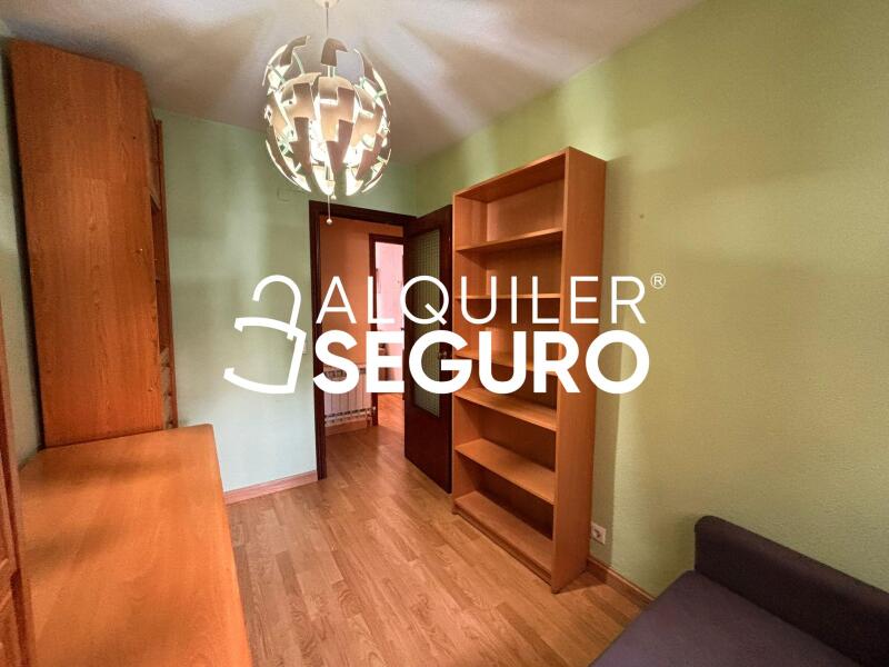 Piso en Calle Miguel de la Roca, MADRID MADRID