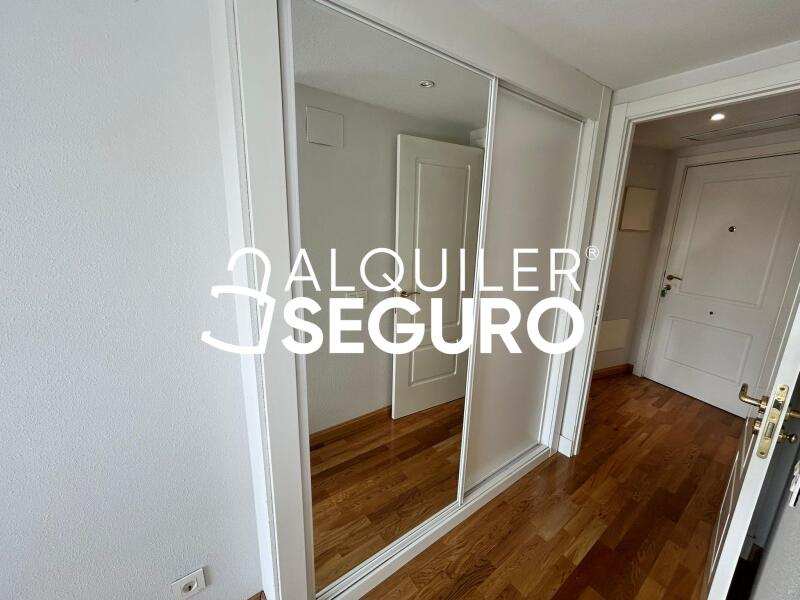 Piso en Calle Puerto de Pozazal , MADRID MADRID