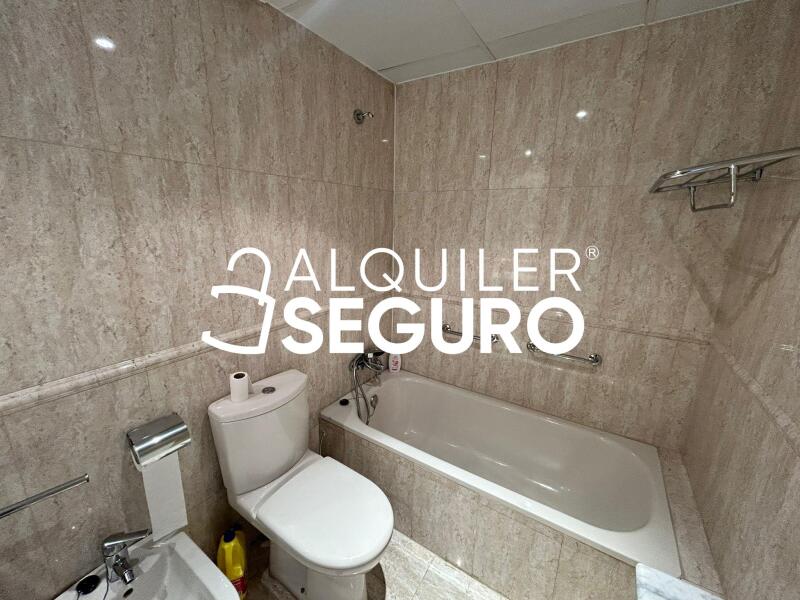 Piso en Calle Puerto de Pozazal , MADRID MADRID