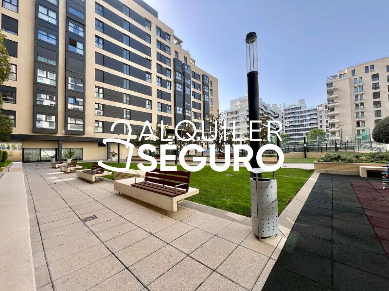 Inmueble en Calle de María Reiche , MADRID