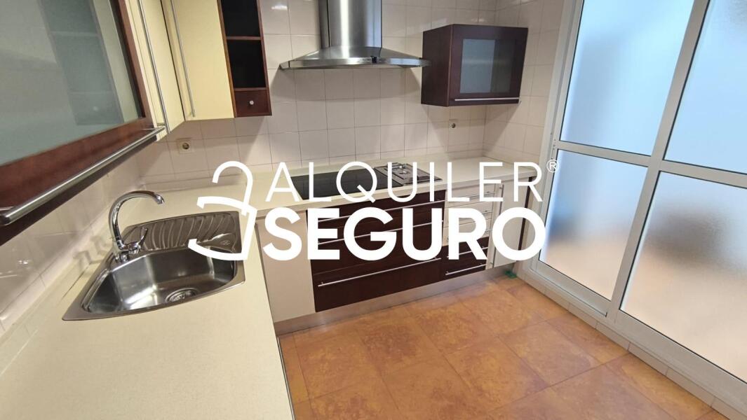 Piso en Calle Urbano Orad, SEVILLA SEVILLA