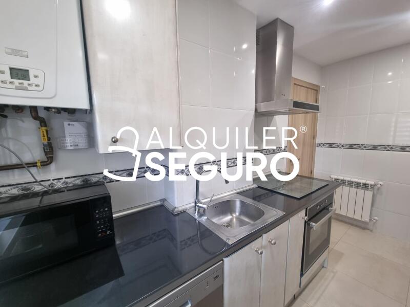 Inmueble en Calle Invencibles , MADRID