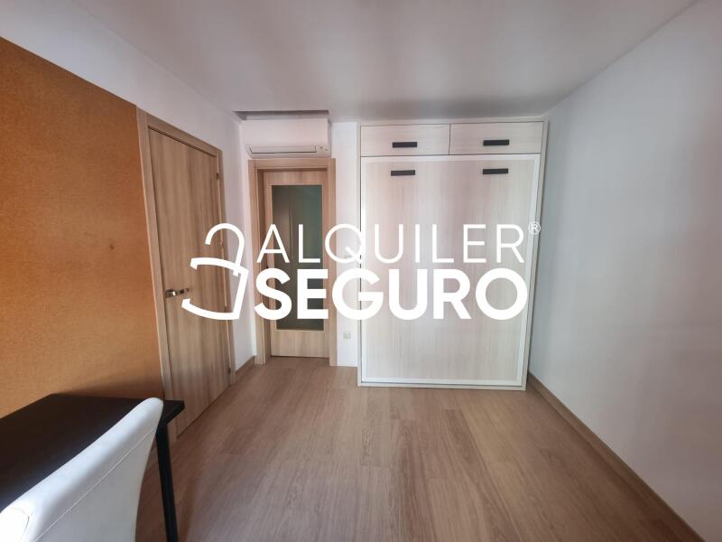 Inmueble en Calle Invencibles , MADRID