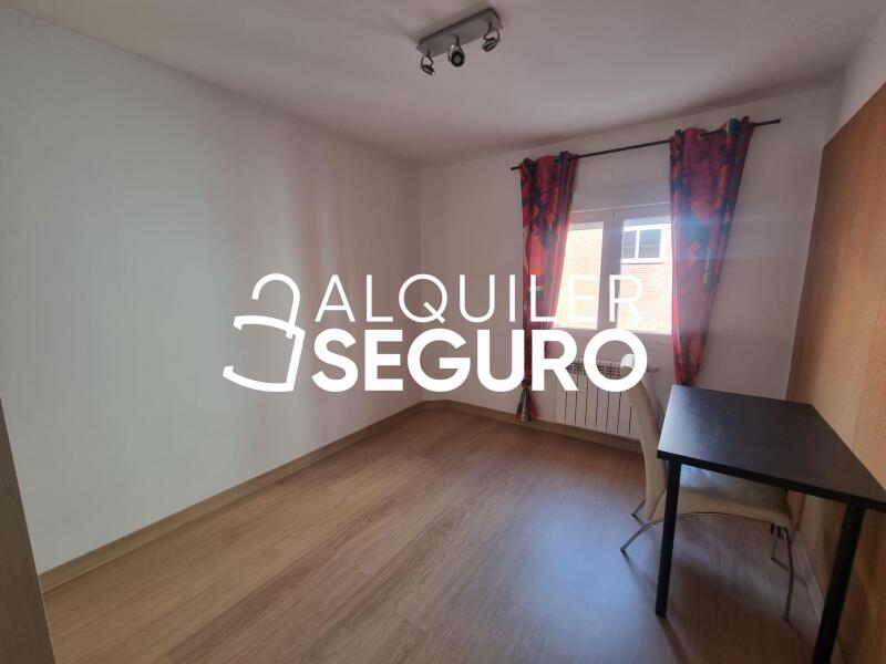 Inmueble en Calle Invencibles , MADRID