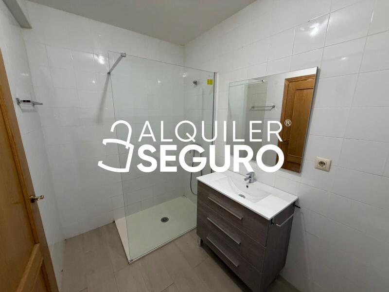 Piso en Calle Lorenzo Oviedo, ESQUIVIAS TOLEDO