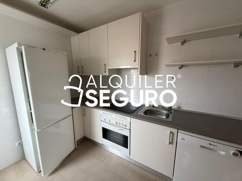 Piso en Calle Lorenzo Oviedo, ESQUIVIAS TOLEDO