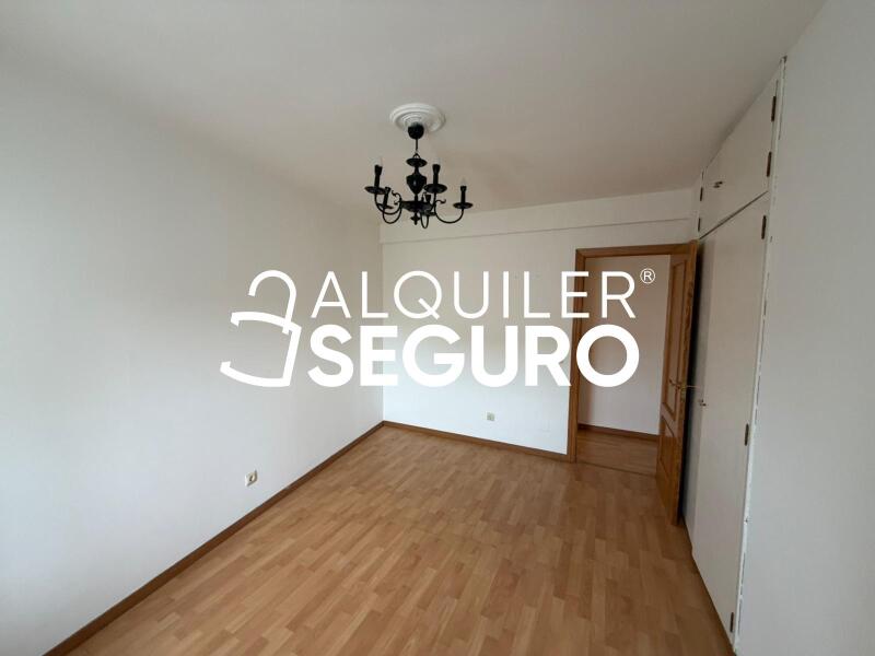 Piso en Calle Lorenzo Oviedo, ESQUIVIAS TOLEDO