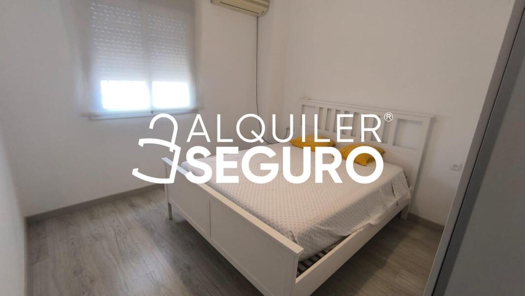 Piso en Calle Thailandia , SEVILLA SEVILLA