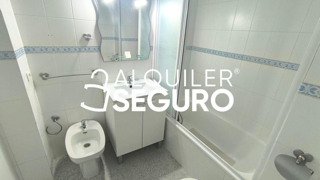 Piso en Calle Thailandia , SEVILLA SEVILLA