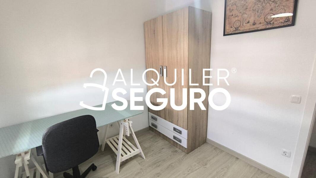 Piso en Calle Thailandia , SEVILLA SEVILLA