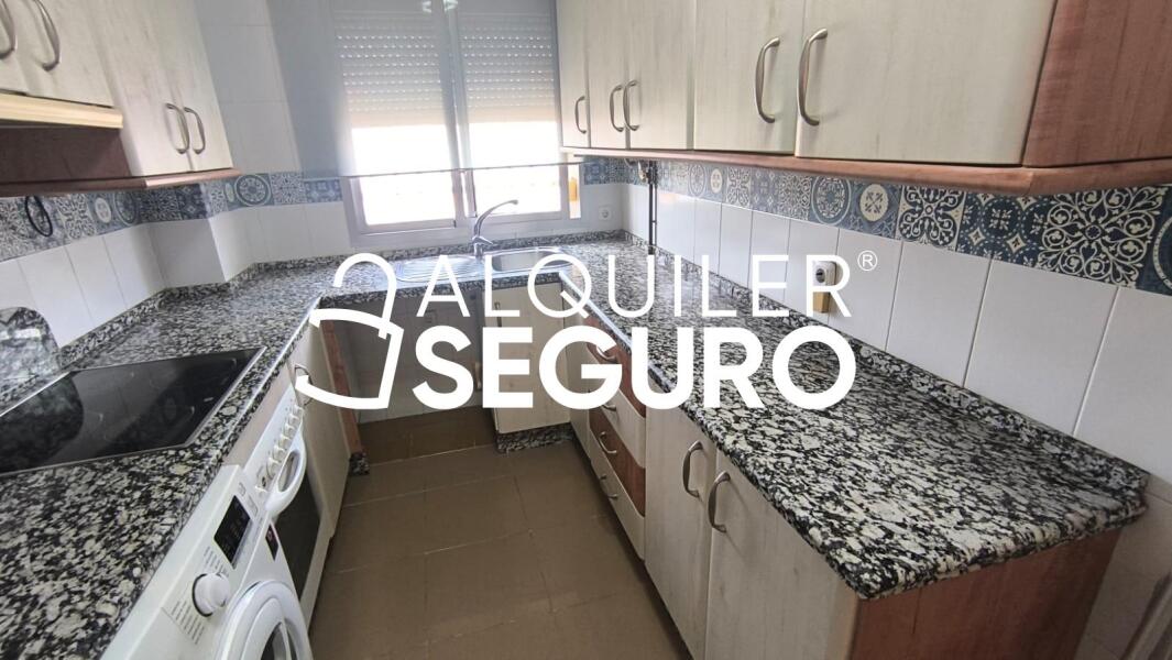 Piso en Calle Thailandia , SEVILLA SEVILLA