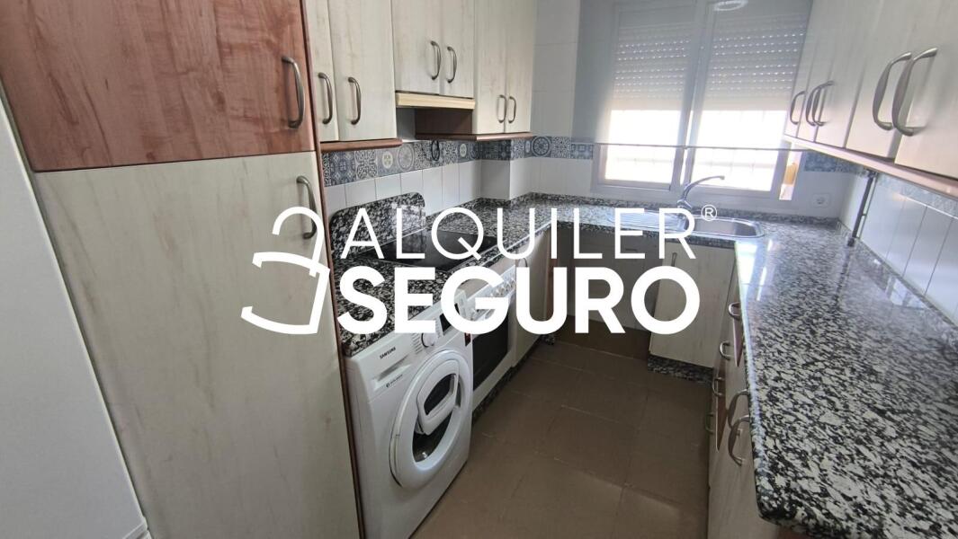 Piso en Calle Thailandia , SEVILLA SEVILLA