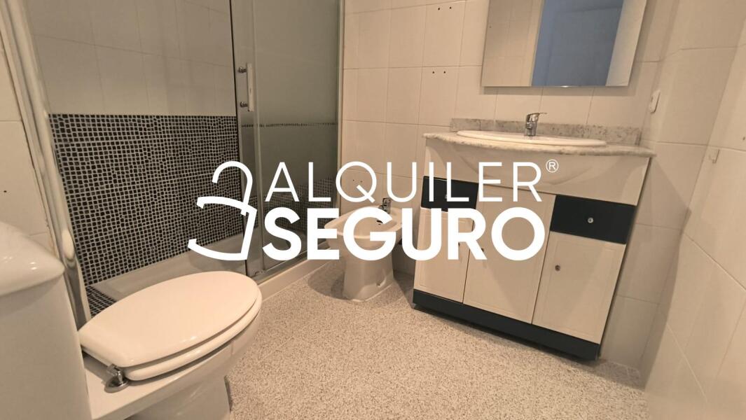 Piso en Calle Thailandia , SEVILLA SEVILLA