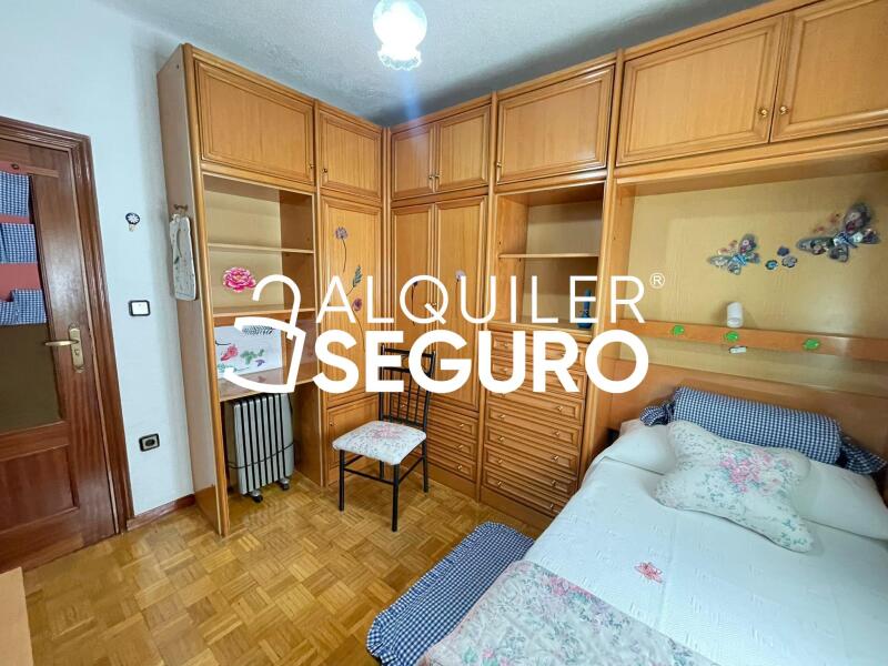 Piso en Calle Alondra , MADRID MADRID