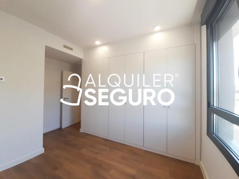 Piso en Calle Ferroviarios, ARGANDA DEL REY MADRID