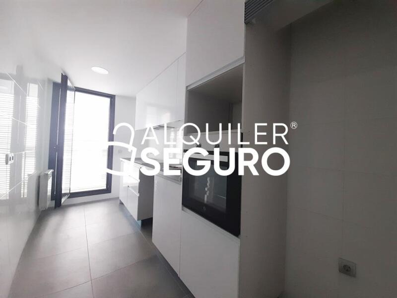 Piso en Calle Ferroviarios, ARGANDA DEL REY MADRID