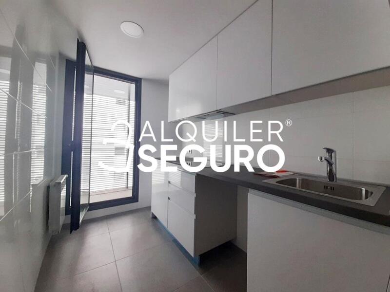 Piso en Calle Ferroviarios, ARGANDA DEL REY MADRID