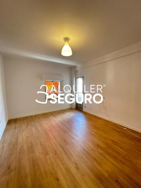 Piso en Calle Zarza, CASARRUBIOS DEL MONTE TOLEDO