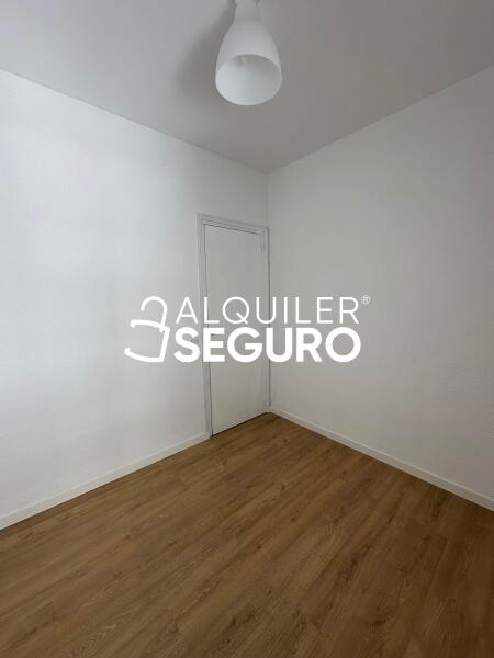 Piso en Calle Zarza, CASARRUBIOS DEL MONTE TOLEDO