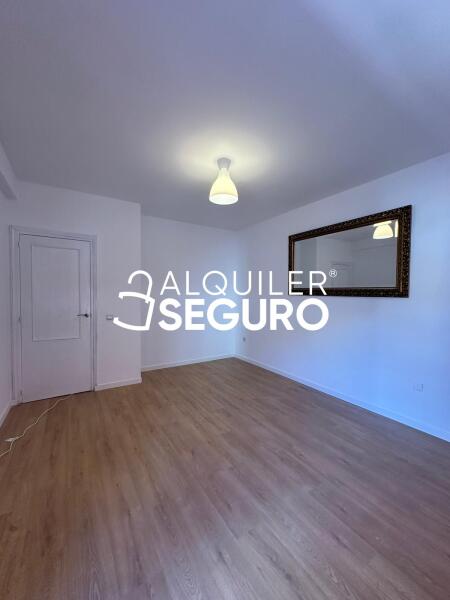 Piso en Calle Zarza, CASARRUBIOS DEL MONTE TOLEDO