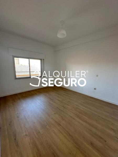 Piso en Calle Zarza, CASARRUBIOS DEL MONTE TOLEDO