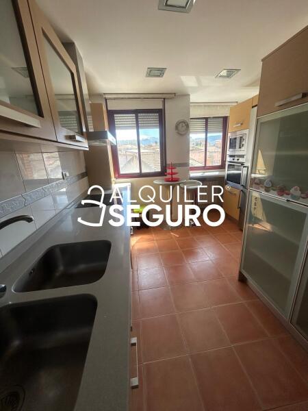 Piso en Calle Maria Zambrano, ALHENDÍN GRANADA