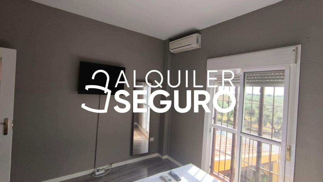 Piso en Avenida Del Camino de la Calera, BENACAZÓN SEVILLA