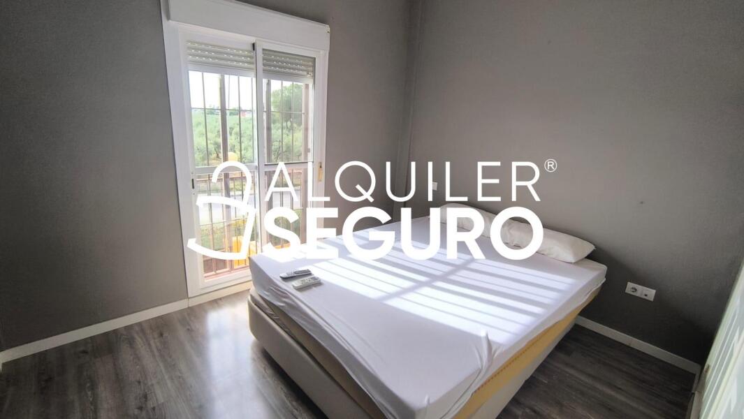 Piso en Avenida Del Camino de la Calera, BENACAZÓN SEVILLA